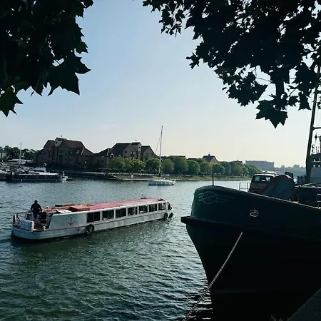 Funky Harbourside With Private Parking Appartement Bristol